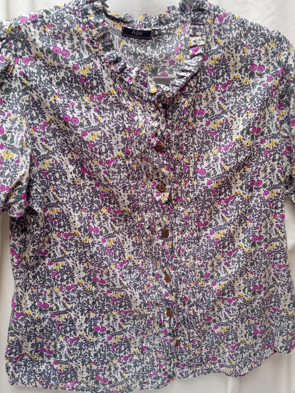 APU Floral Button-Up Blouse in Gray, Pink & Yellow